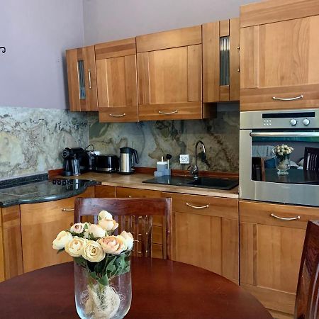 Beautiful And Charming Apartment In The Heart Of The Old Town Varsóvia Exterior foto