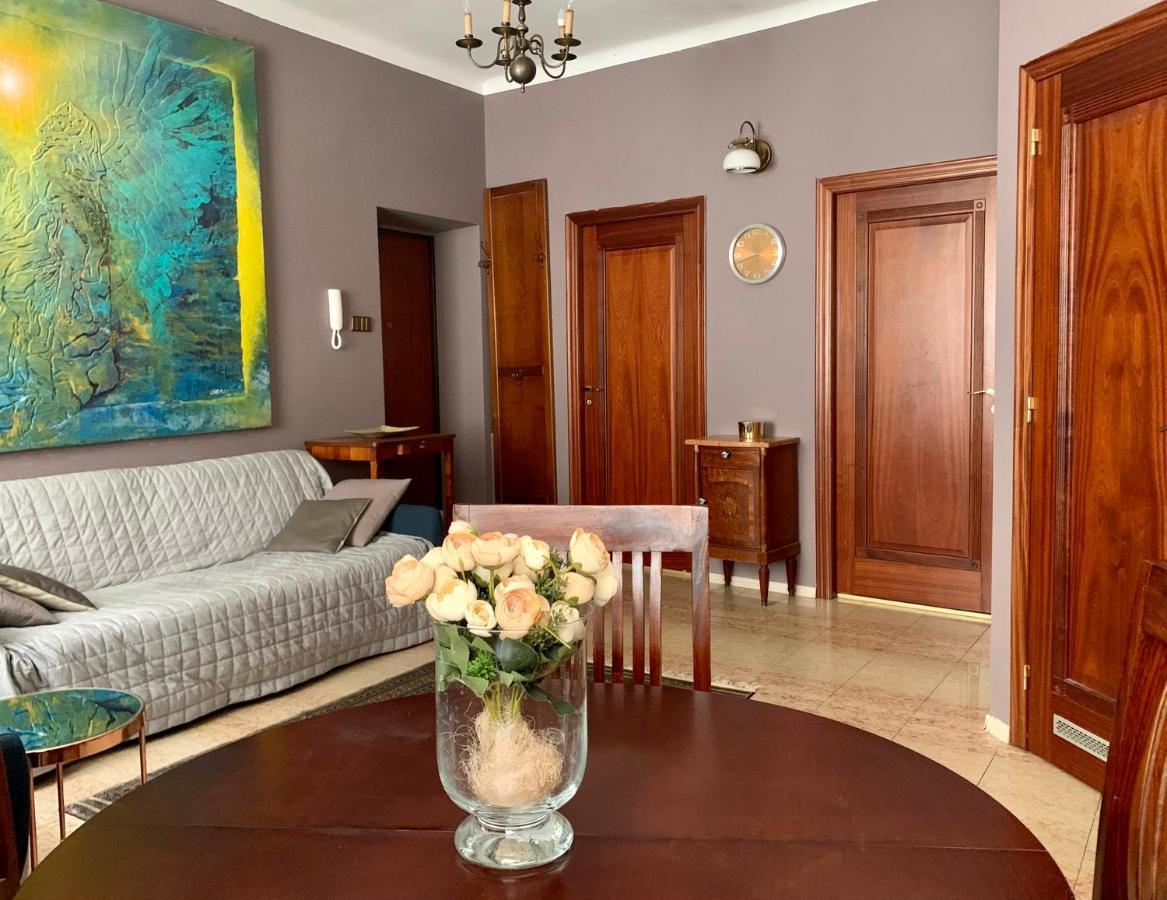 Beautiful And Charming Apartment In The Heart Of The Old Town Varsóvia Exterior foto
